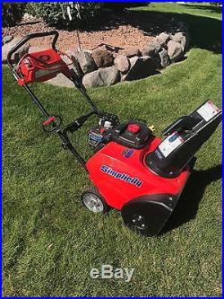 1222EE Simplicity Snowblower -2 years old -Pristine Condition