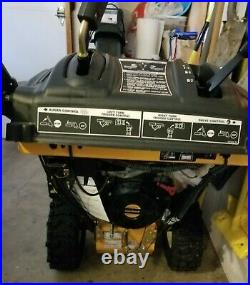 CUB CADET 3X 26 Three Stage Snow Blower, Yellow color, Excellent condition