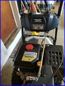 CUB CADET 3X 26 Three Stage Snow Blower, Yellow color, Excellent condition