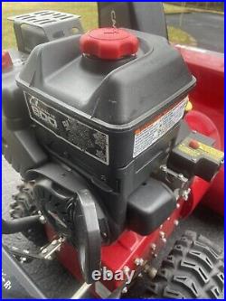 Canadiana 800/24 Snow Blower with 4 Cycle Briggs & Stratton 205cc Electric Start