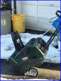 Craftsman 22 5 HP 4 cycle single stage Snow Blower with Electric Start