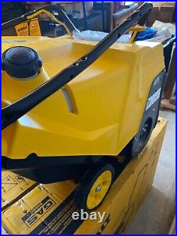 DEWALT 21 in. 208cc Single Stage Gas Snow Blower NEW MISSING PARTS FOR REPAIR