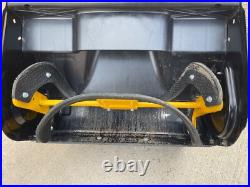 DEWALT 31pm2v6ha38 21 in. 208 cc Electric Start Gas Single-Stage Snow Blower