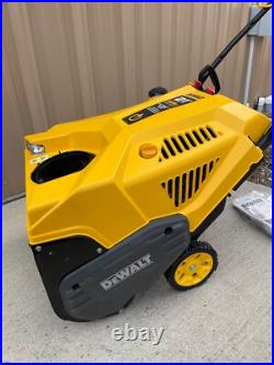 DEWALT 31pm2v6ha38 21 in. 208 cc Electric Start Gas Single-Stage Snow Blower