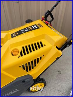 DEWALT 31pm2v6ha38 21 in. 208 cc Electric Start Gas Single-Stage Snow Blower
