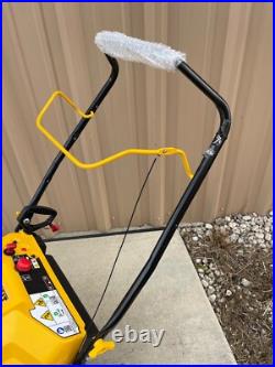 DEWALT 31pm2v6ha38 21 in. 208 cc Electric Start Gas Single-Stage Snow Blower