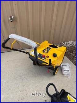 DEWALT 31pm2v6ha38 21 in. 208 cc Electric Start Gas Single-Stage Snow Blower