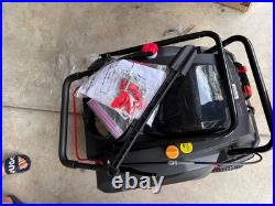 Gas Snow Blower, 21-inch 212cc Single Stage with 4-Stroke Engine DB7006B Gas Snow Blower, 21-inch 212cc Single Stage with 4-Stroke Engine DB7006B