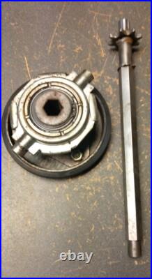 Genuine John Deere TRS26 Snowblower 8t Sprocket Hex Shaft & Friction Wheel Asm