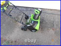 Greenworks 20 Snow Blower With 40v Battery And Charger Excellent Condition