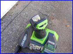 Greenworks 20 Snow Blower With 40v Battery And Charger Excellent Condition