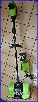 Greenworks 80V 12 inch Cordless Snow Shovel with 2Ah Battery and 2A Charger