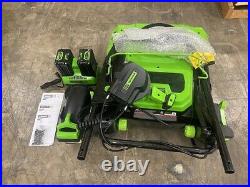 Greenworks PRO 22 in. 60-Volt Battery Single-Stage Cordless Snow Blower with