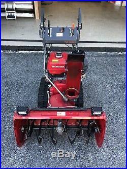 HONDA HS-1132 32 Snowblower with Tracks and LED Lights