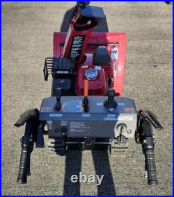 Honda snowblower HSS724A Excellent Condition Just Needs Tune Up