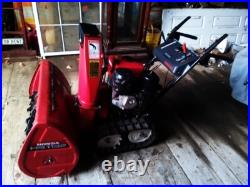 Huge Honda HS1132 Hydrostatic Gas/Electric Start Snowblower Huge Honda HS1132 Hydrostatic Gas/Electric Start Snowblower