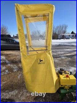 John Deere 10/32 Snowblower With Cab (LOCAL PICKUP ONLY)