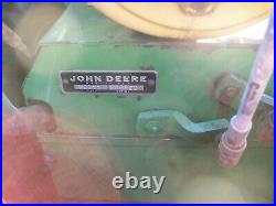 John Deere 526 snowblower, 2 stage gas engine running (will part out to ship)