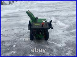 John Deere 828D 2-Stage Gas Snow Blower, 28 in