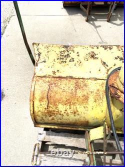 John Deere E0680 Model 37 Snow Thrower