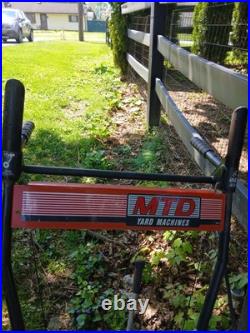 MTD Yard Machines 5/22 Two-Stage Gas Snow Blower, 22in Clearing Width, Red/Black