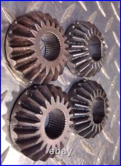 NLA Bolens Walk Behind Snowblower Set of 4 DD & Splined Differential Gears NICE