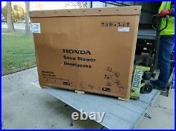New! Unused Honda HSS928AAT 28-Inch Hydrostatic Track-Drive 2-Stage Snow Blower