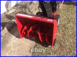 TROY-BILT 2410 SNOW BLOWER 24 TWO-STAGE ELECTRIC START. 3 Months Old