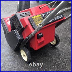 Toro CCR 20 Inch 2000 4.5 HP Snowblower, 2-cycle Motor, Drive Way Winter