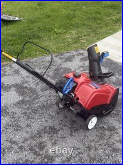 Toro Power Clear 518 ZE 18 Snow Blower 99cc 4-Cycle Electric Start