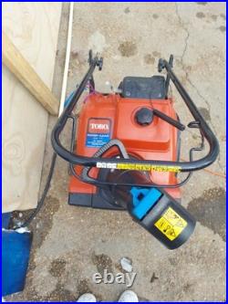 Toro Power Clear 518 ZE Single Stage Gas Snow Blower 18 Electric Start 4-Cycle
