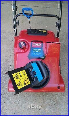 Toro Power Clear R-Tek Snow Blower 141CC RED New out of box