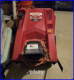 Troy-Bilt Squall 2100 Single Stage Gas Snow Blower 21 in 208cc 4-Stroke Red