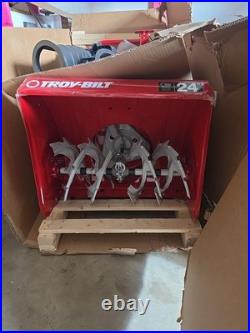 Troy-Bilt Storm 2420 208 cc Two-Stage Gas Snow Blower Electric 24-Inch