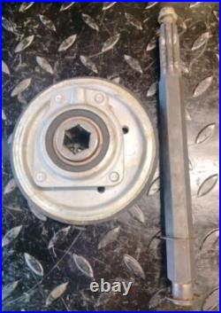 Troy Bilt Storm 2620 Snowblower 7 Tooth Hex Shaft & 5.5 Friction Wheel SAVE