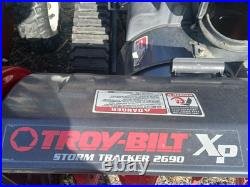 Troy-Bilt storm tracker 2690 Snow Blower 26 in Clearing Width Black
