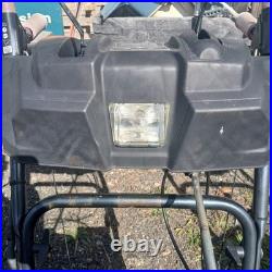 Troy-Bilt storm tracker 2690 Snow Blower 26 in Clearing Width Black